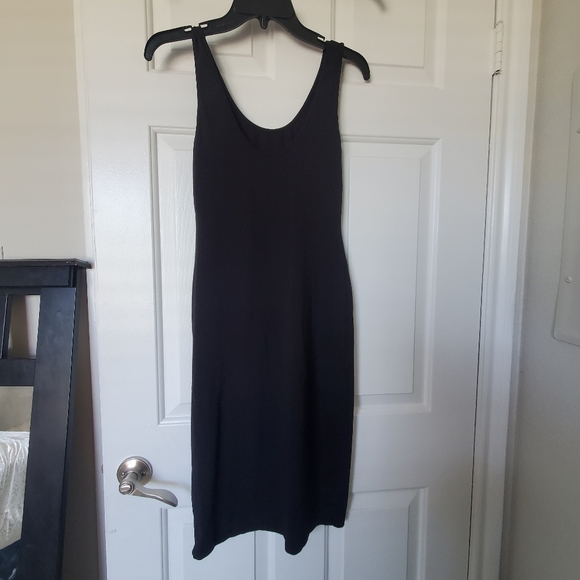 Black ⚫midi dress - Picture 3 of 6